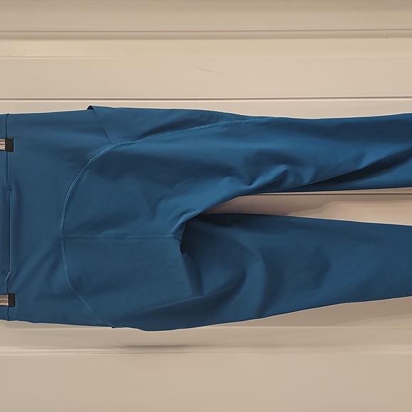 Blue Cropped Leggings - Picture 3 of 4